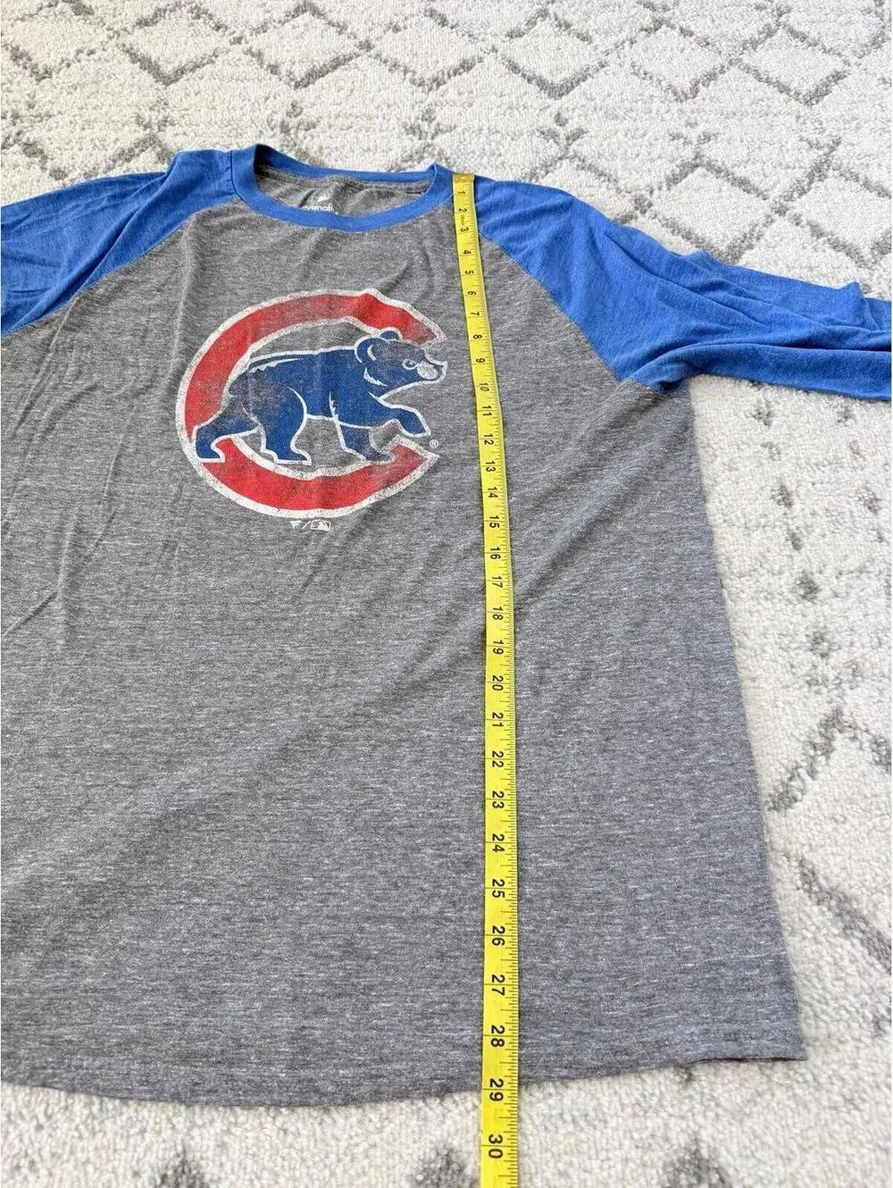 Chicago Cubs Raglan 3/4 Sleeve T-Shirt - Picture 4 of 6